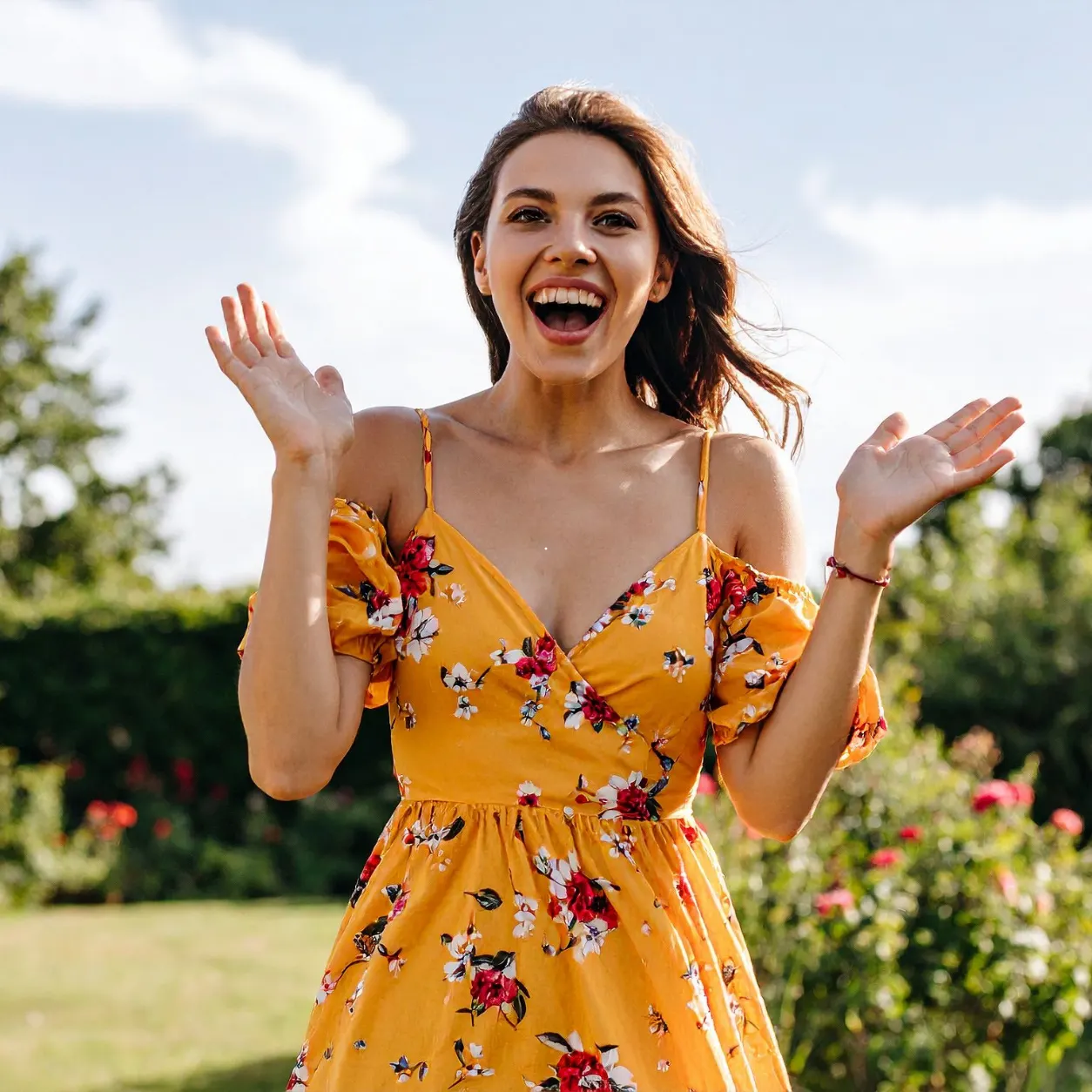 Çiçek Desenli Yazlık Elbise